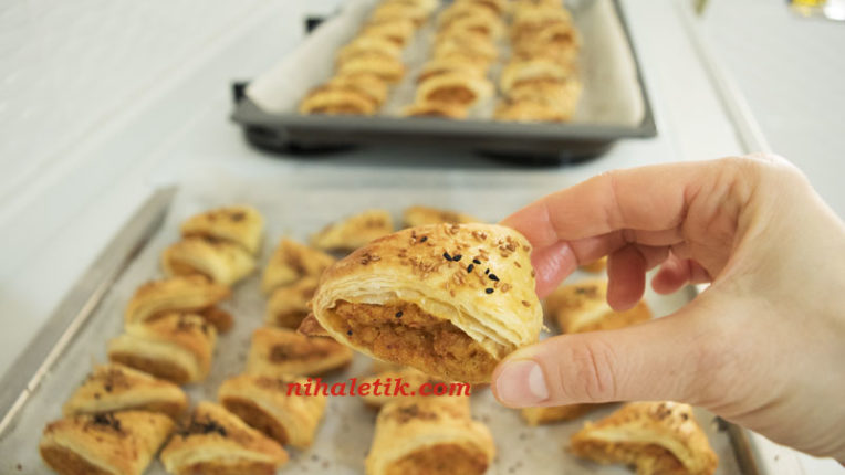 SODALI YUFKA BÖREĞİ (PATATESLİ ÜÇGEN BÖREK ) Her Kalbe Giden Farklı